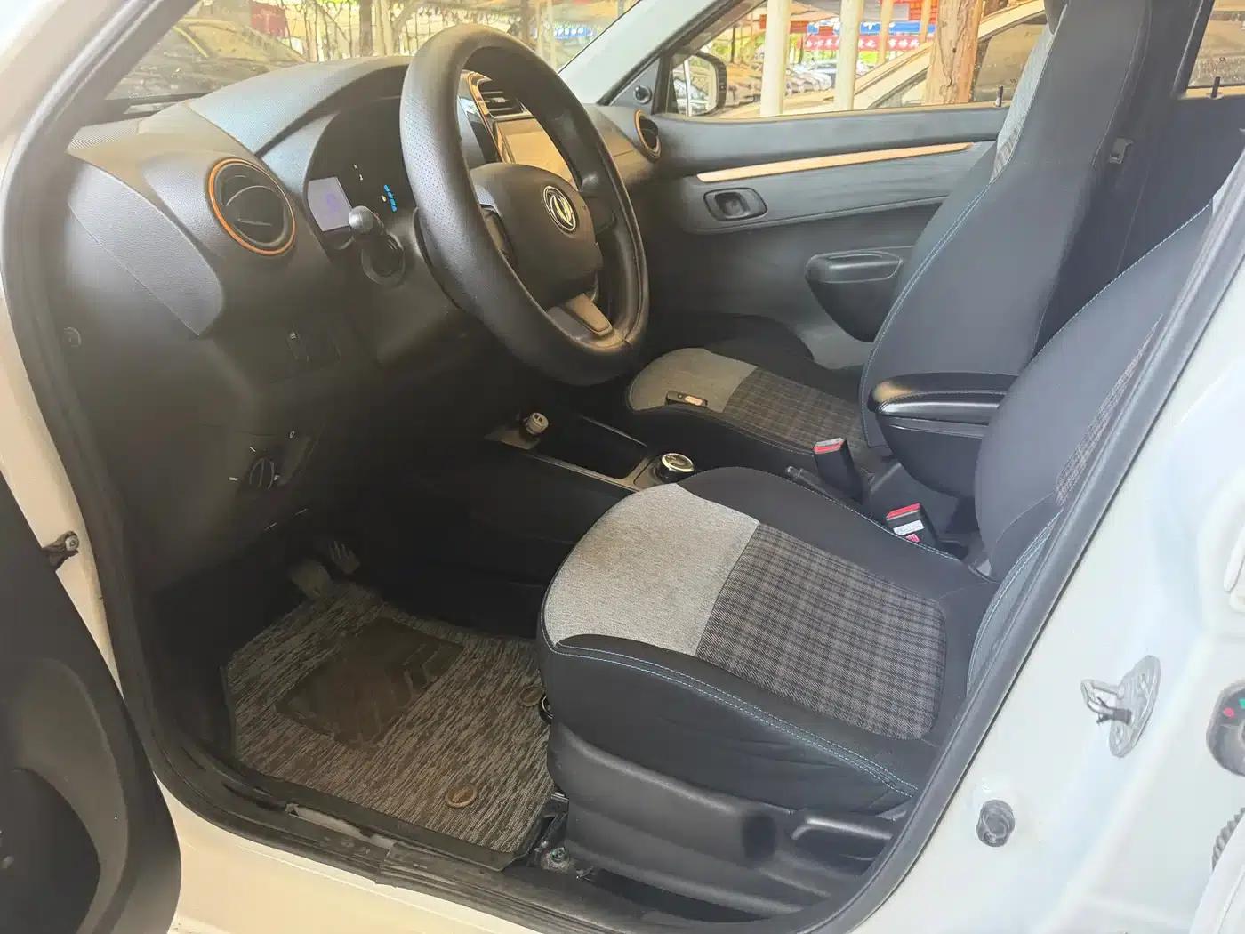 Dongfeng Fengshen EX1 2020 Low-end Model — миниатюра 4