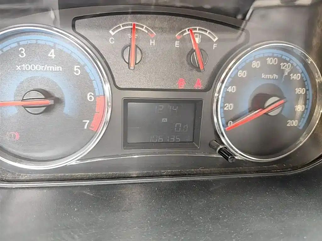 Fengguang 370 2016 1.5L Manual Elite Family Edition 7-Seater — миниатюра 12