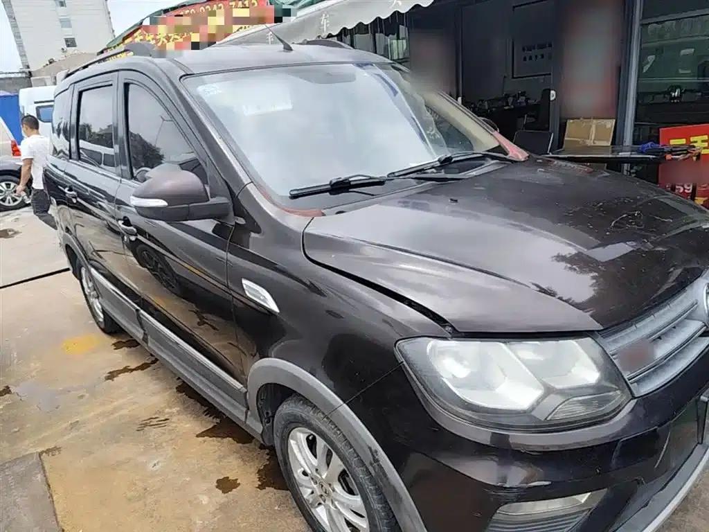 Fengguang 370 2016 1.5L Manual Elite Family Edition 7-Seater — миниатюра 4