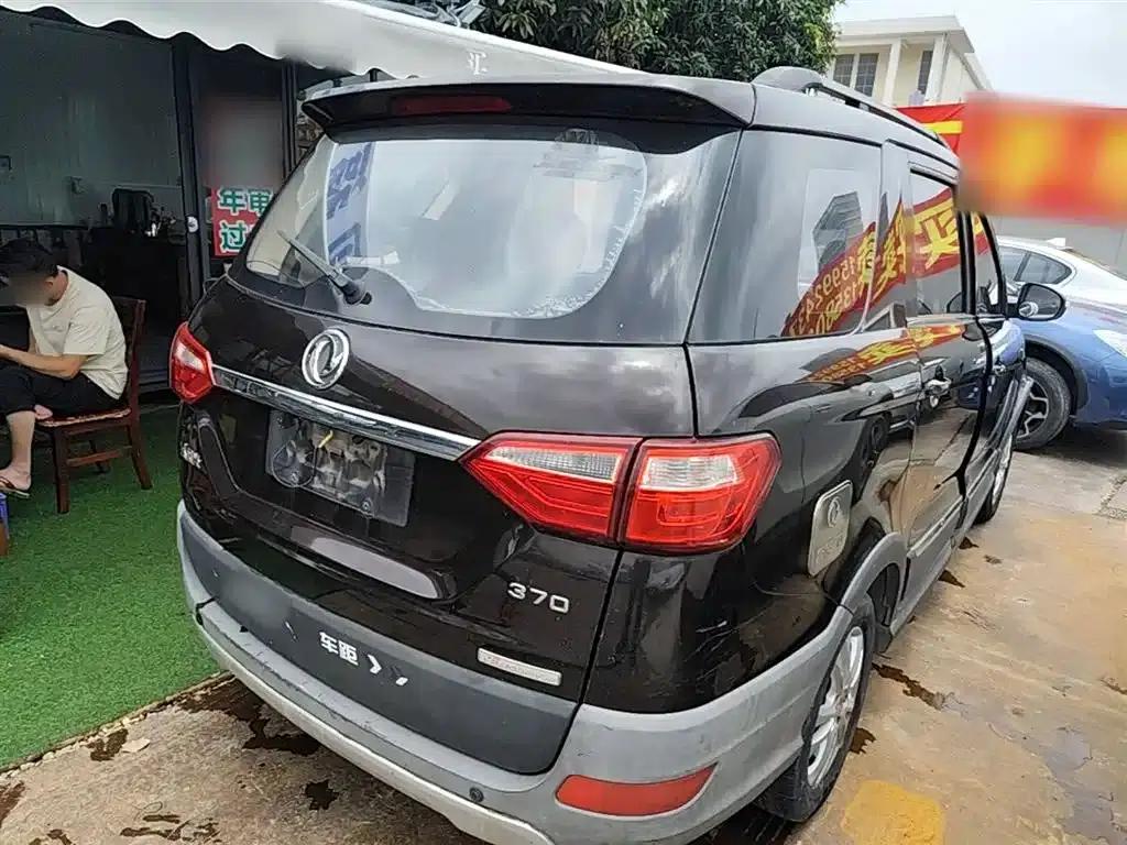 Fengguang 370 2016 1.5L Manual Elite Family Edition 7-Seater — миниатюра 7