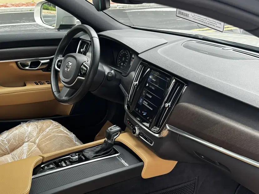 Volvo V90 2019 Cross Country T5 AWD Smart Range Version China V Standard — миниатюра 30