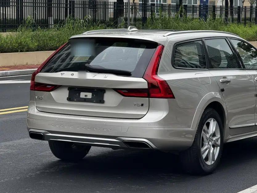 Volvo V90 2019 Cross Country T5 AWD Smart Range Version China V Standard — миниатюра 7