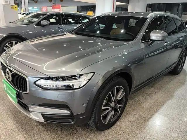Volvo V90 2017 Cross Country T5 AWD Smart Range Edition