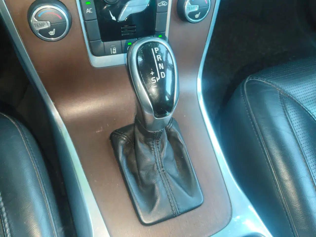 Volvo S80L 2014 2.0T T5 Smart Luxury Edition — миниатюра 15