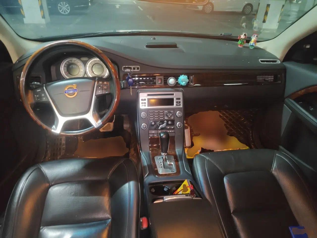 Volvo S80L 2011 2.0T ZhiZun Edition — миниатюра 10