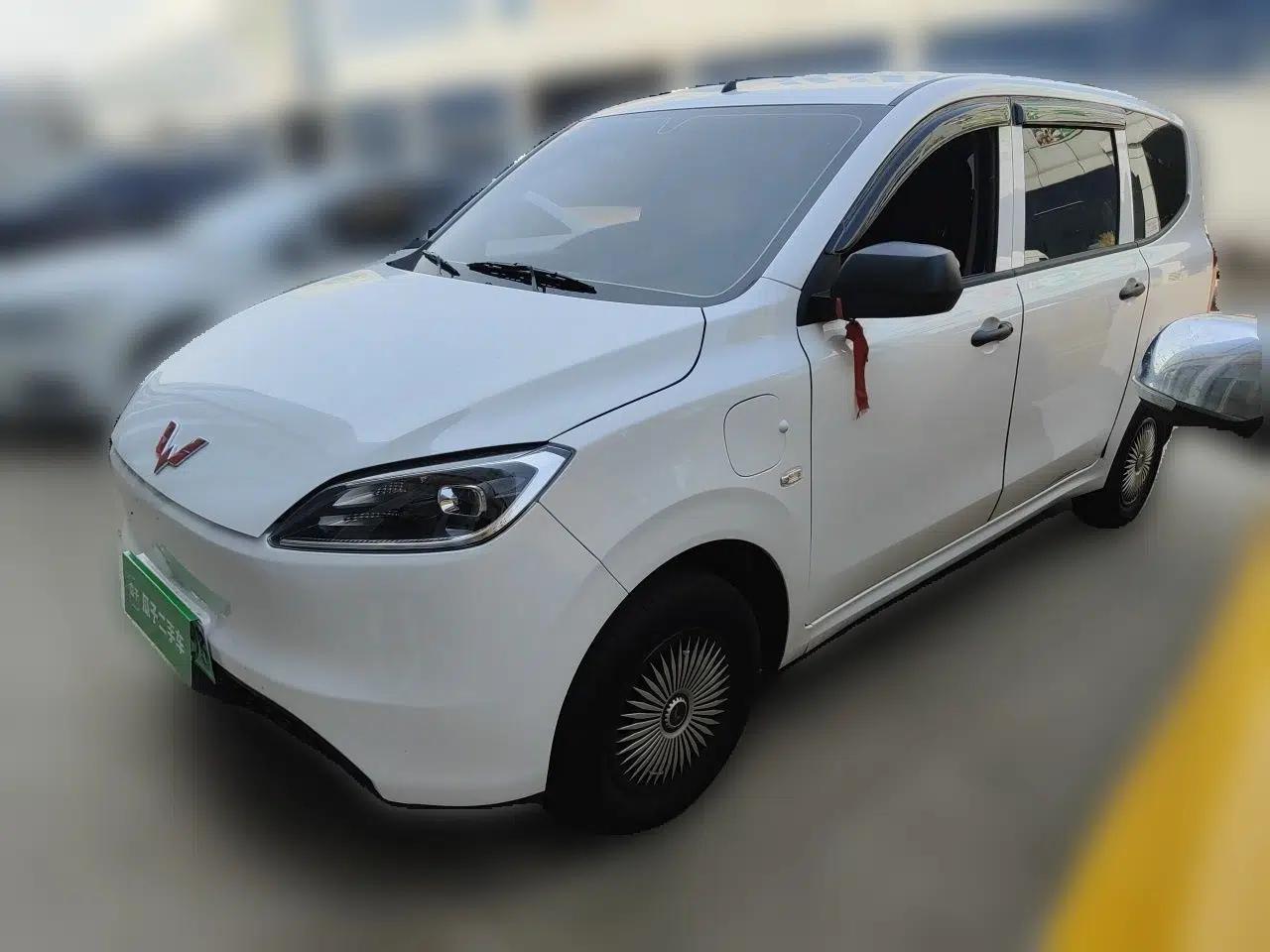 Wuling Hongguang New Energy 2024 All-Electric Model 300KM Practical Version — миниатюра 1