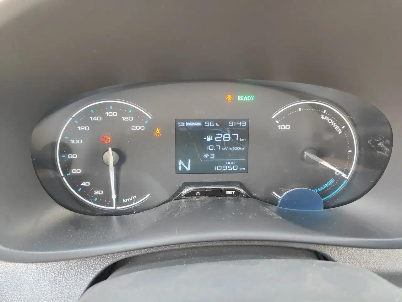 Wuling Hongguang New Energy 2024 All-Electric Model 300KM Practical Version — миниатюра 12