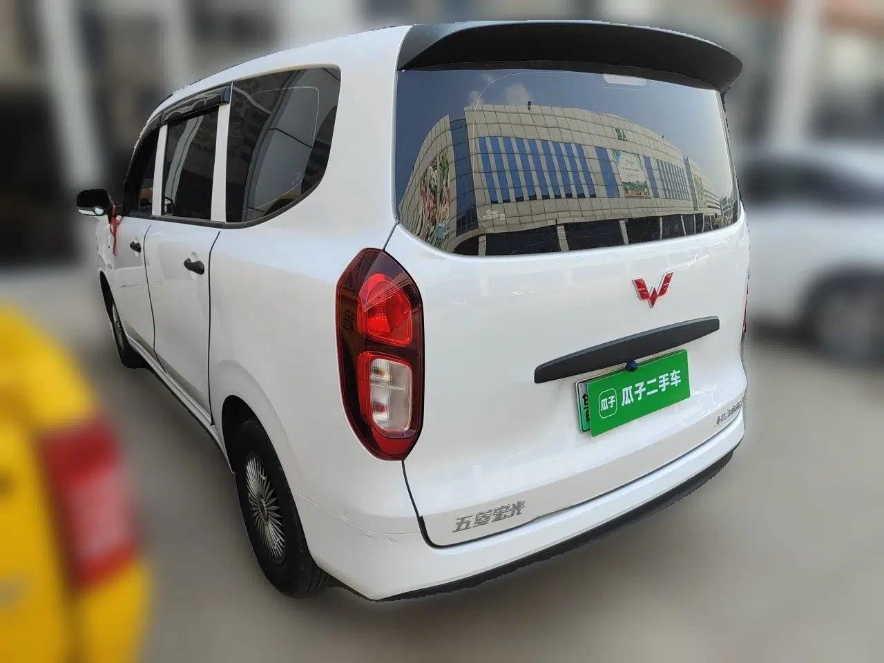 Wuling Hongguang New Energy 2024 All-Electric Model 300KM Practical Version — миниатюра 4