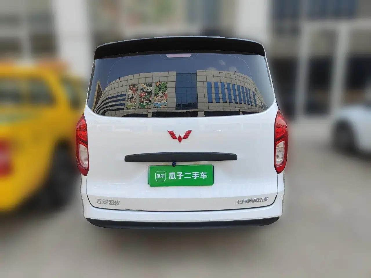 Wuling Hongguang New Energy 2024 All-Electric Model 300KM Practical Version — миниатюра 5