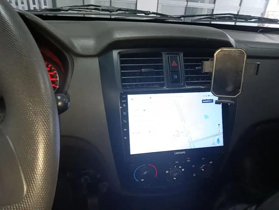 Wuling Rongguang S 2023 1.5L Base Version 5/7 Seats — миниатюра 16