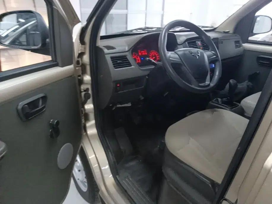 Wuling Rongguang S 2023 1.5L Base Version 5/7 Seats — миниатюра 19