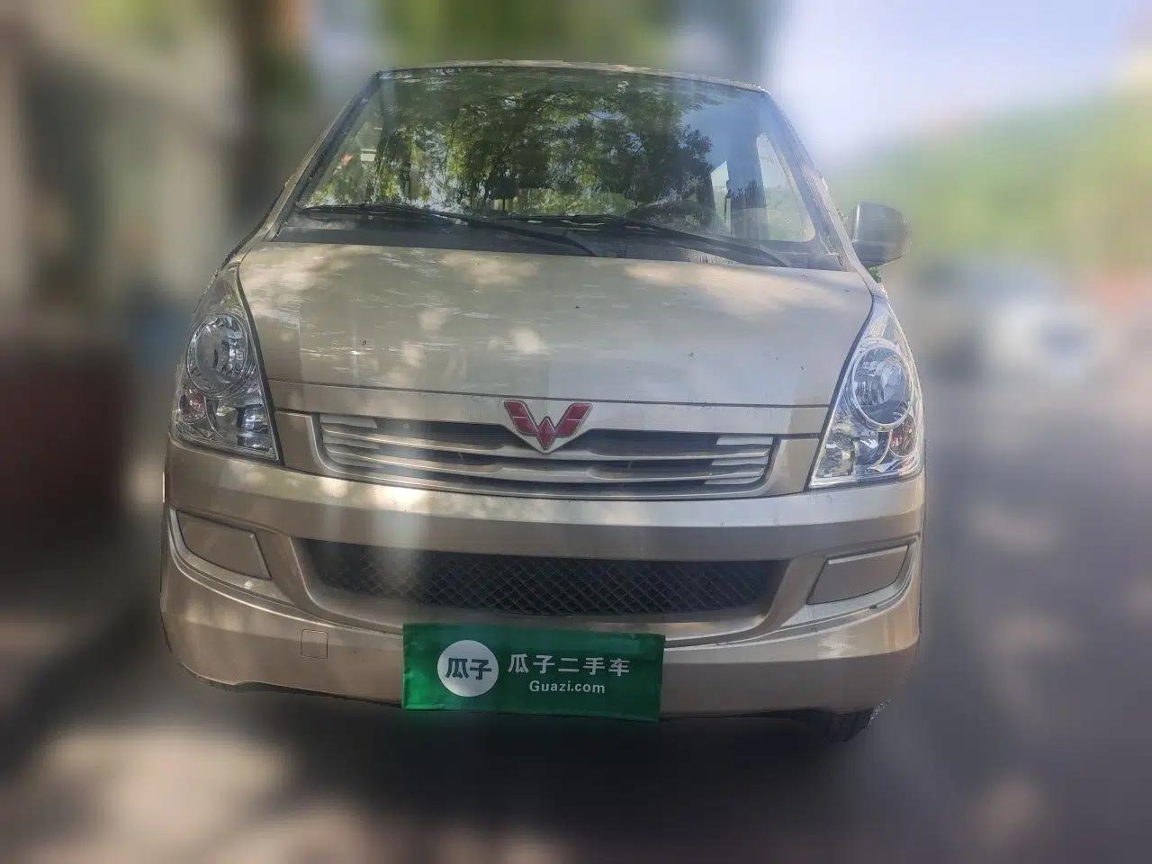 Wuling Rongguang S 2023 1.5L Base Version 5/7 Seats — миниатюра 2