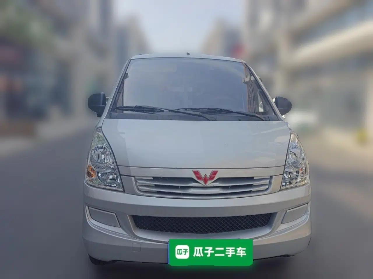Wuling Rongguang S 2023 1.5L Base Version 5/7 Seats — миниатюра 2