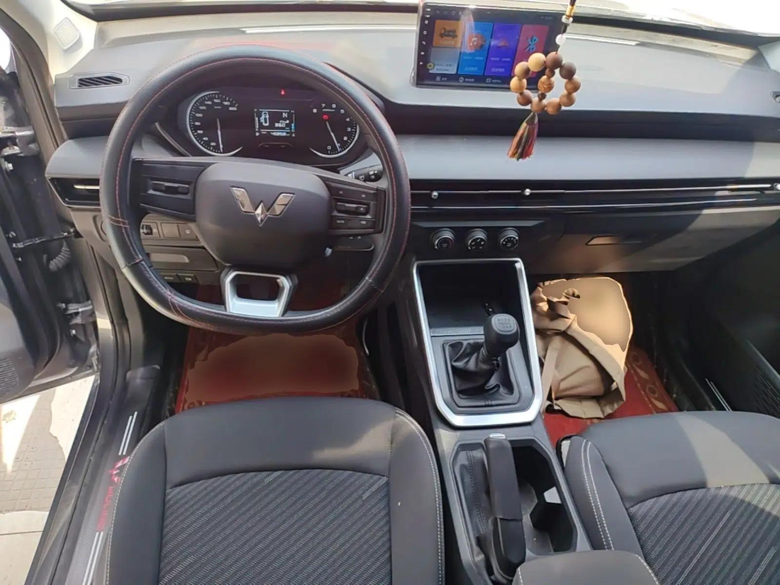 Wuling Alvez 2022 1.5L Manual Free-Style Model — миниатюра 13