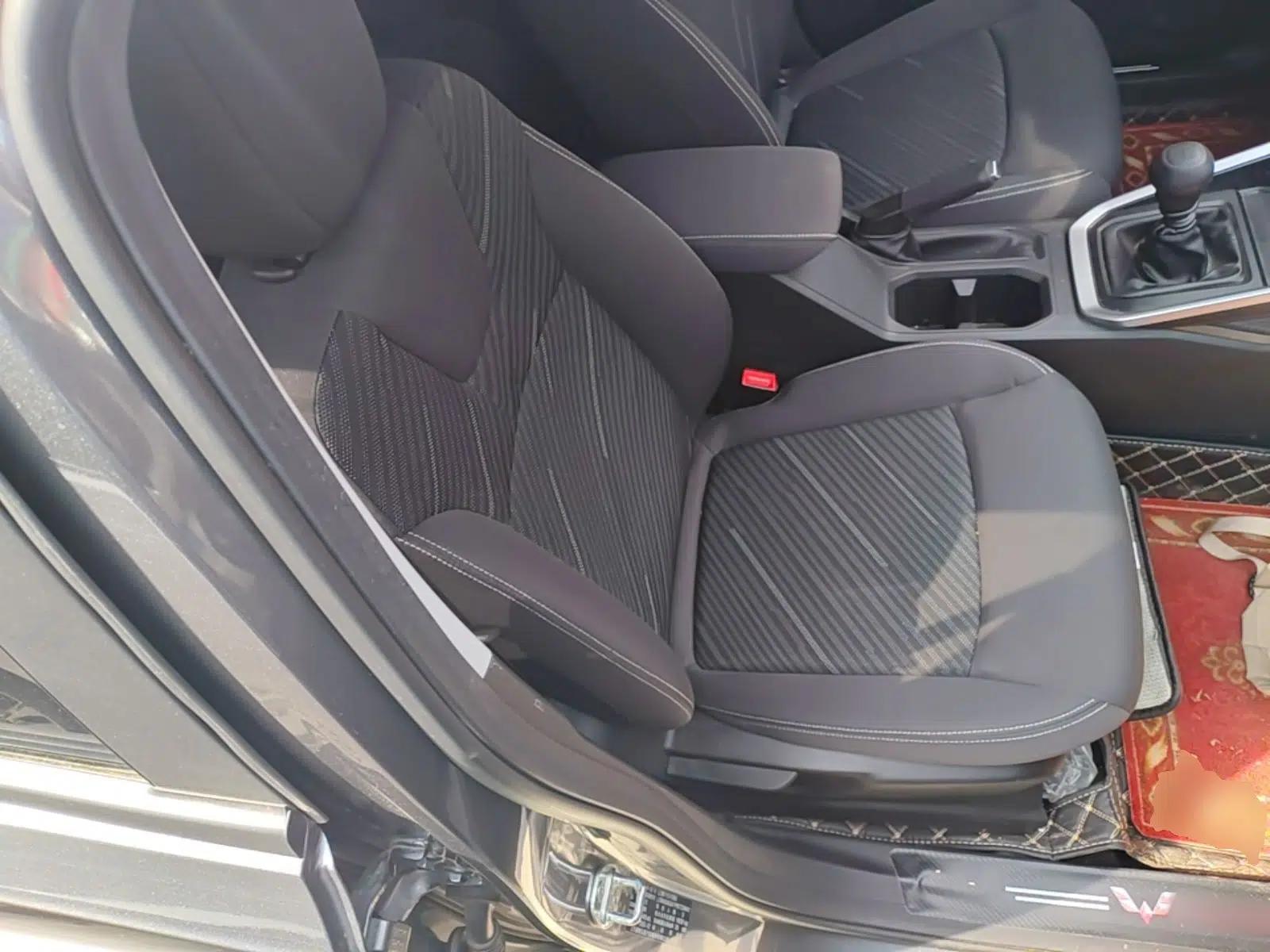 Wuling Alvez 2022 1.5L Manual Free-Style Model — миниатюра 23