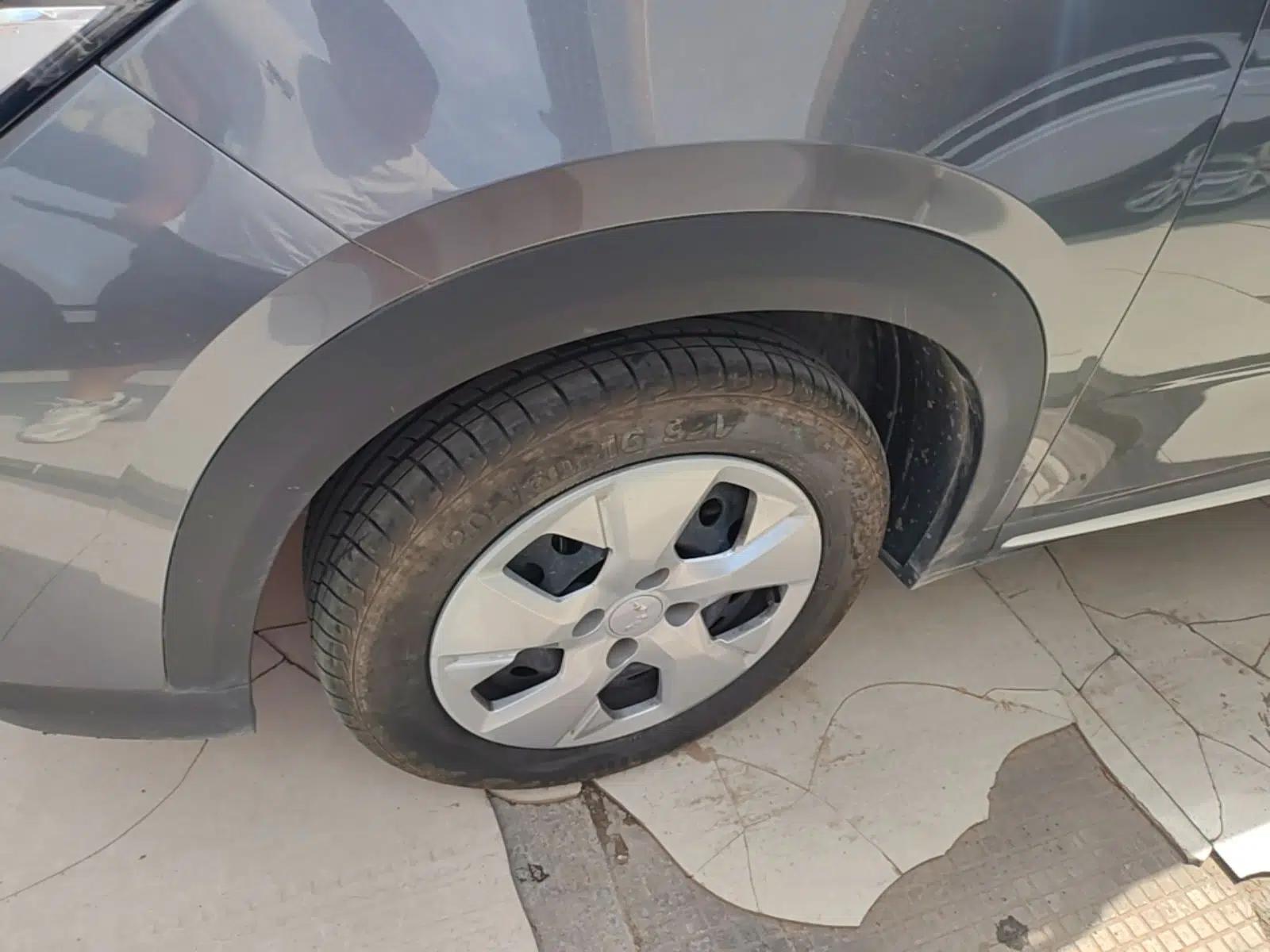 Wuling Alvez 2022 1.5L Manual Free-Style Model — миниатюра 8