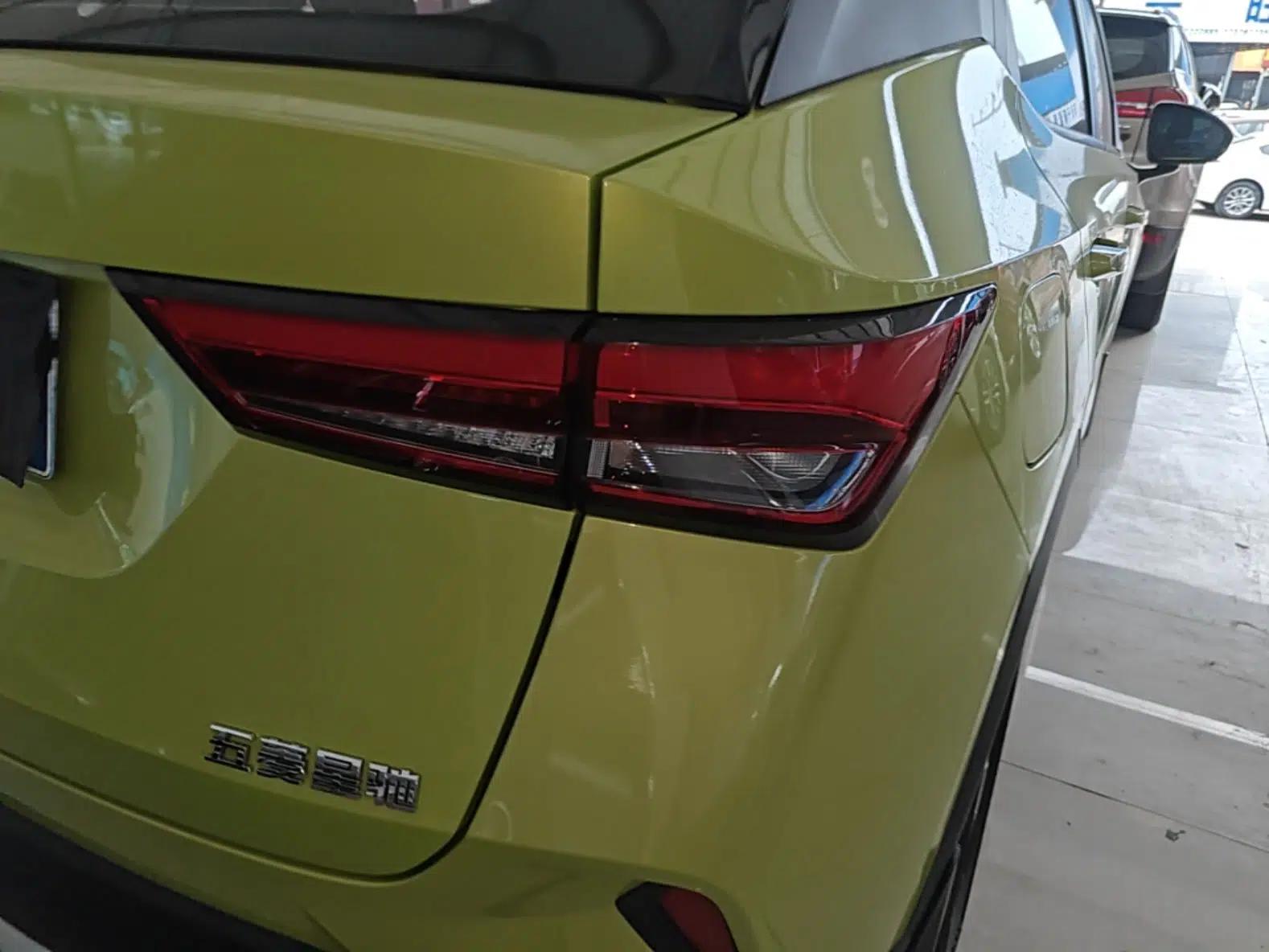 Wuling Alvez 2022 1.5L CVT Comfort Edition — миниатюра 7