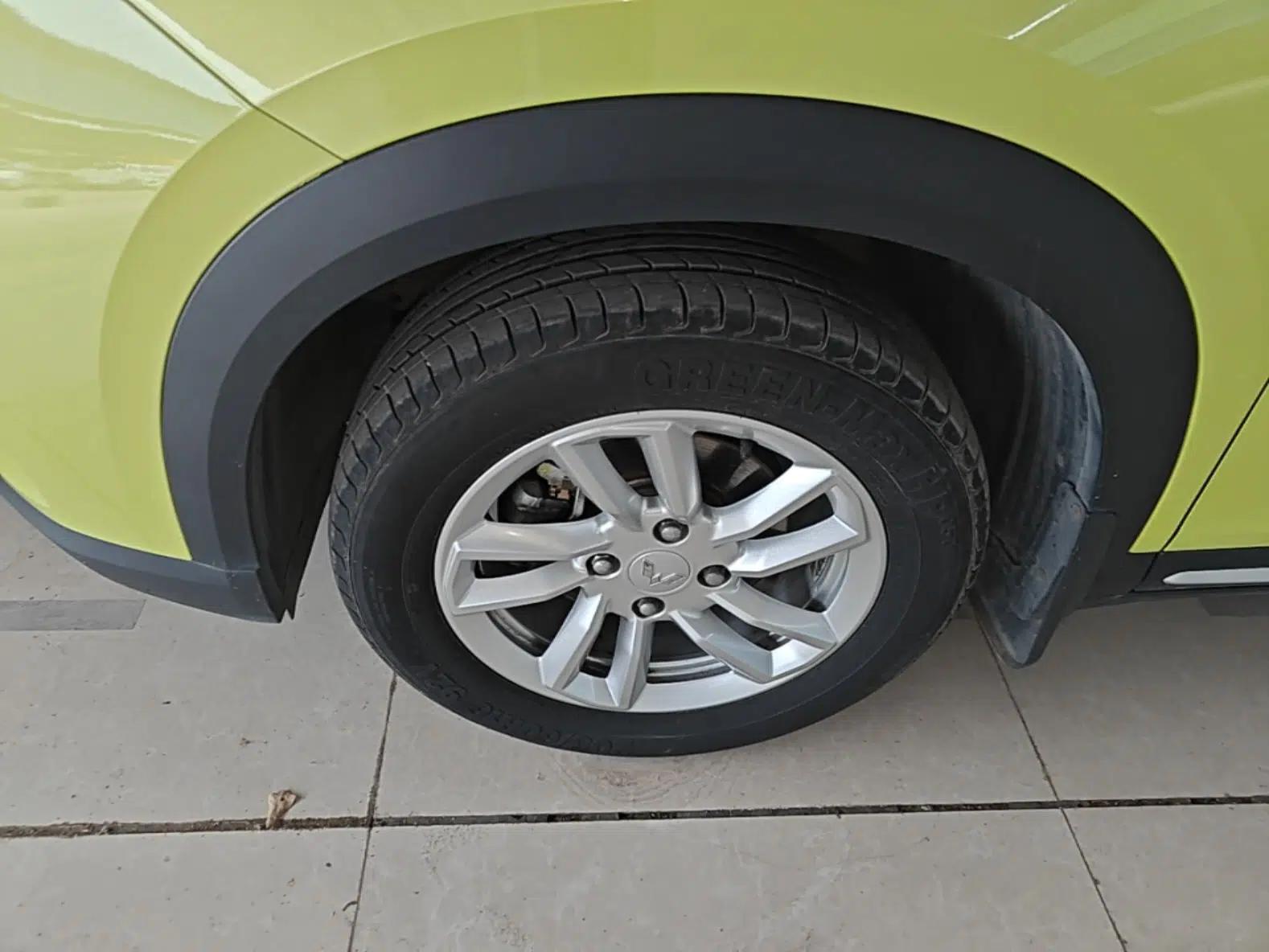 Wuling Alvez 2022 1.5L CVT Comfort Edition — миниатюра 8