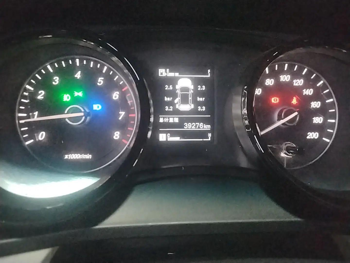 Wuling Zhengcheng 2021 1.5T Manual Luxury Version — миниатюра 15