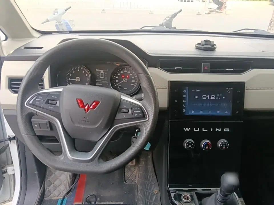 Wuling Zhengcheng 2021 1.5T Manual Luxury Version — миниатюра 14