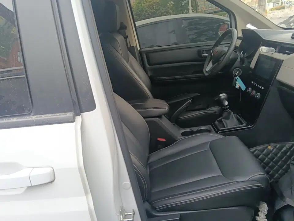 Wuling Zhengcheng 2021 1.5T Manual Luxury Version — миниатюра 23