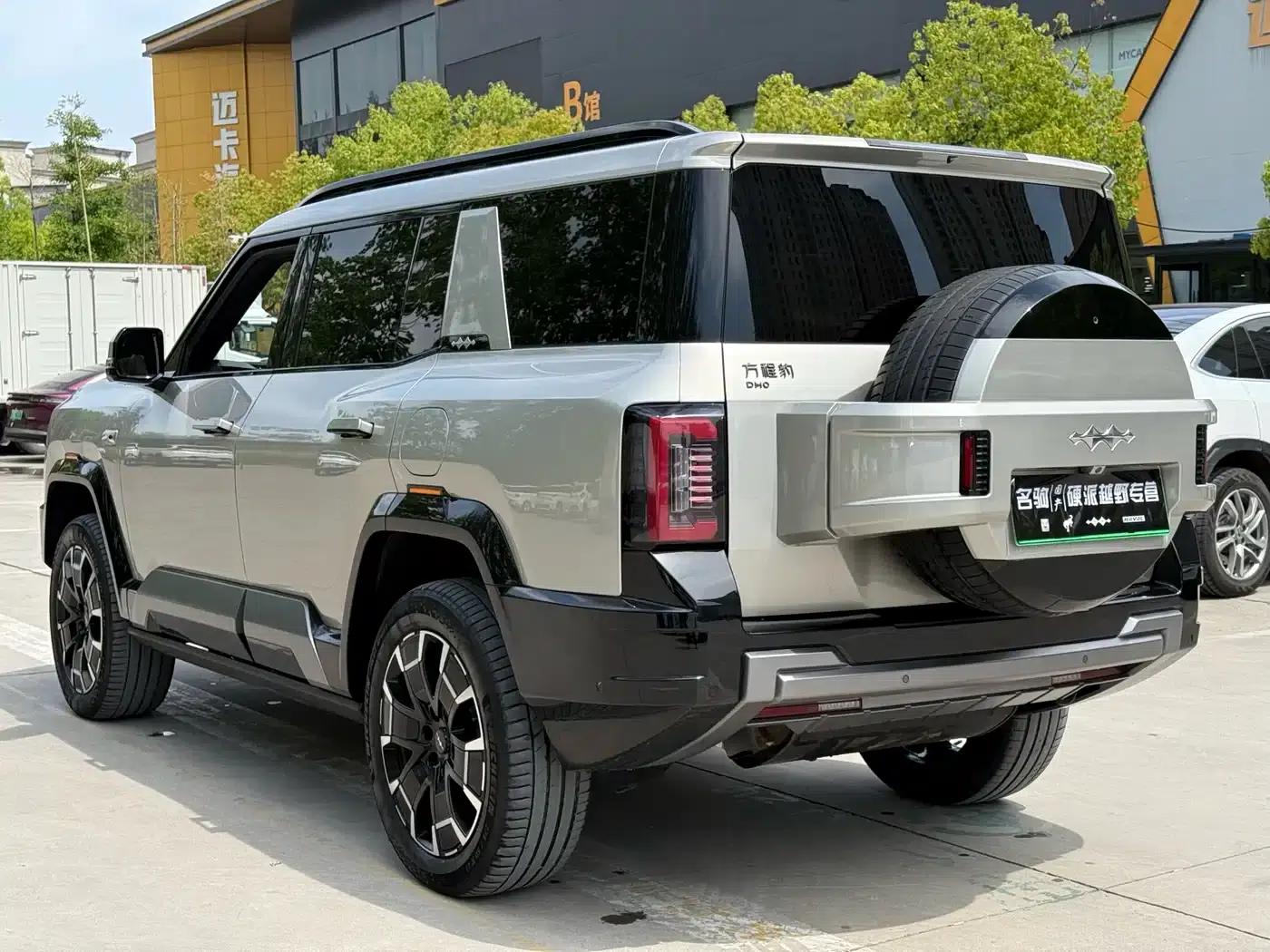 Leopard 8 2025 Smart & Brave Flagship Edition 7-Seater — миниатюра 7