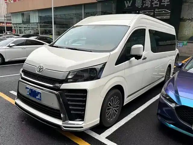 2022 HIACE 3.5L Middle East Edition