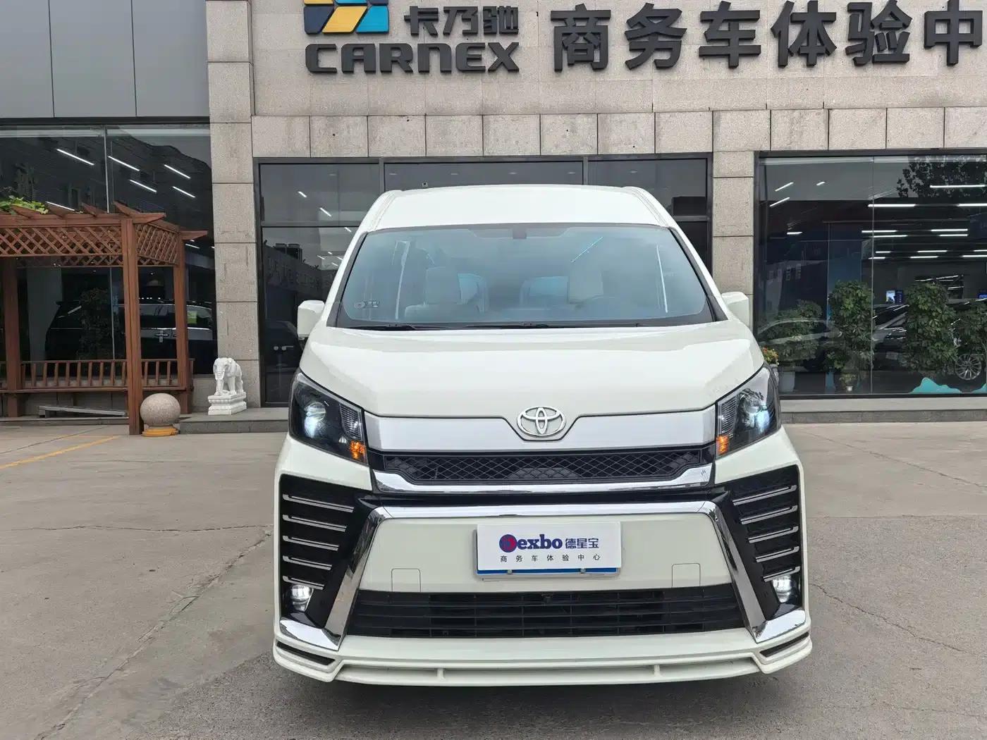 2022 HIACE 3.5L Middle East Edition — миниатюра 3