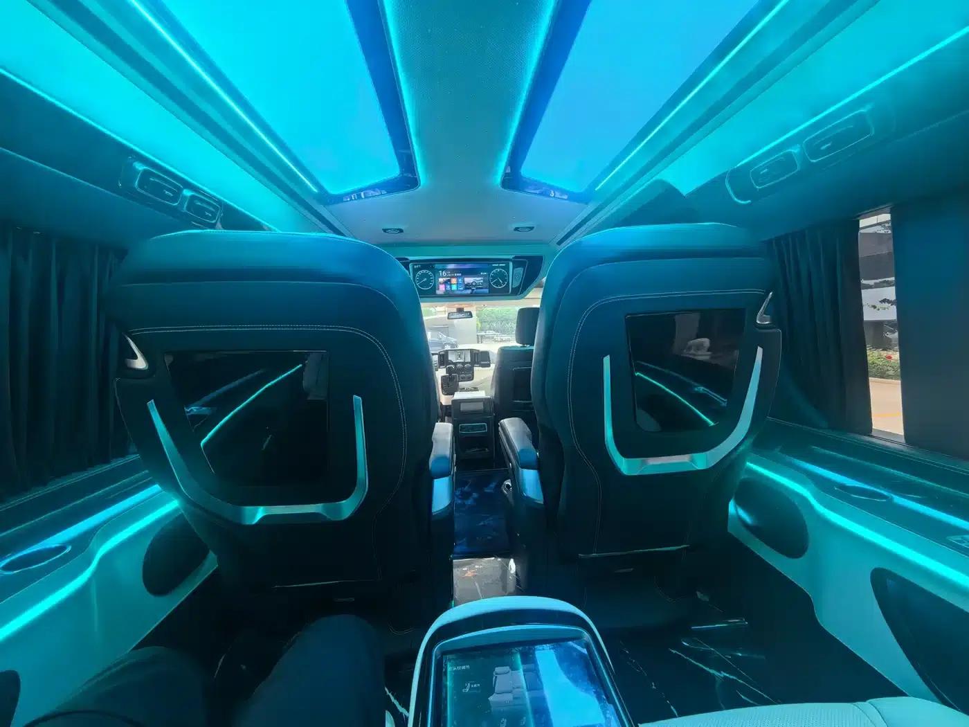 2022 HIACE 3.5L Middle East Edition — миниатюра 8