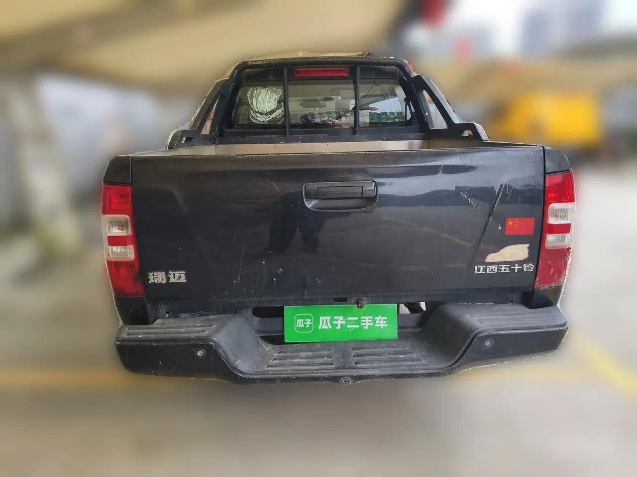 Isuzu JLM 2018 2.5T Four-Wheel Drive Diesel Luxury Version with Extended Cargo Bed JE4D25Q5A — миниатюра 5
