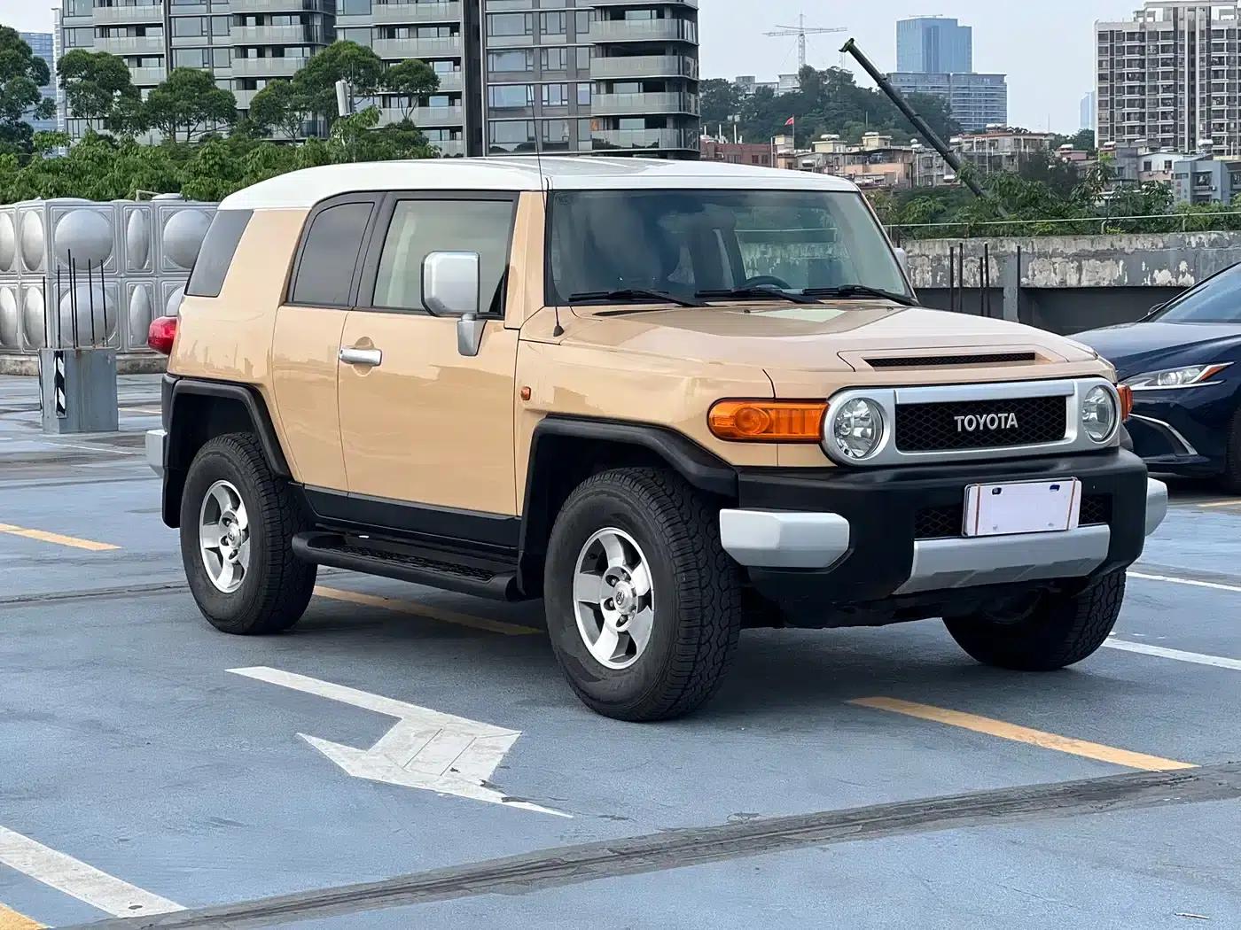 2007 FJ Cruiser 4.0L — миниатюра 2