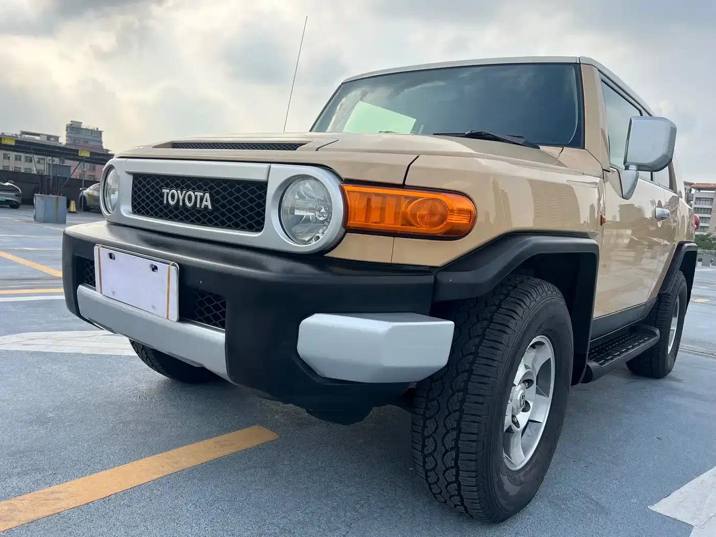 2007 FJ Cruiser 4.0L — миниатюра 14