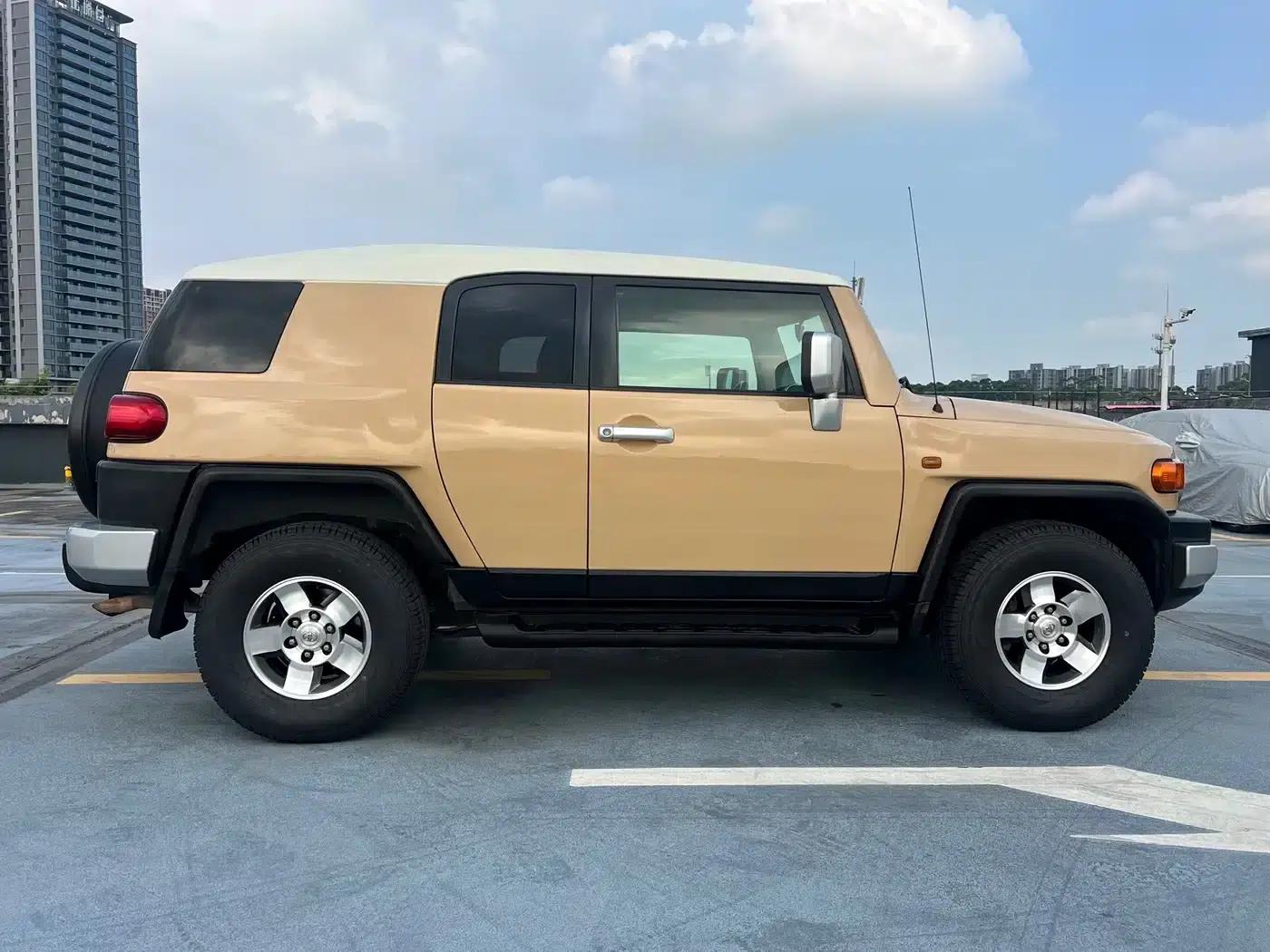 2007 FJ Cruiser 4.0L — миниатюра 7
