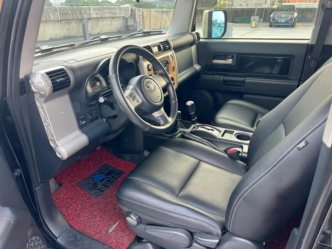 2007 FJ Cruiser 4.0L — миниатюра 9