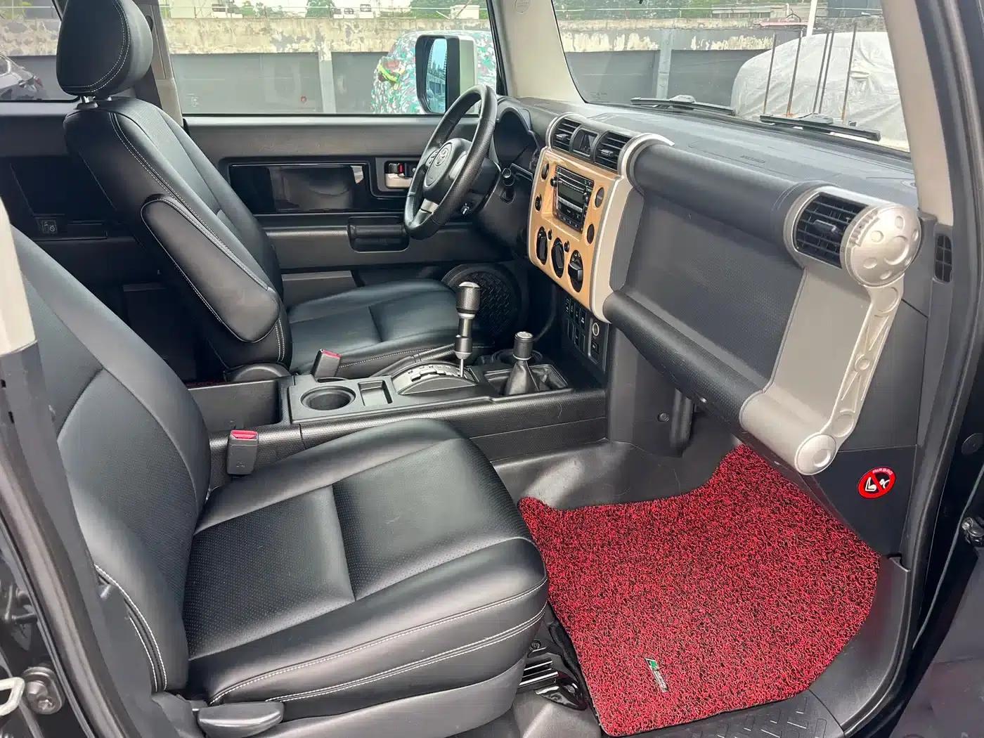 2007 FJ Cruiser 4.0L — миниатюра 10