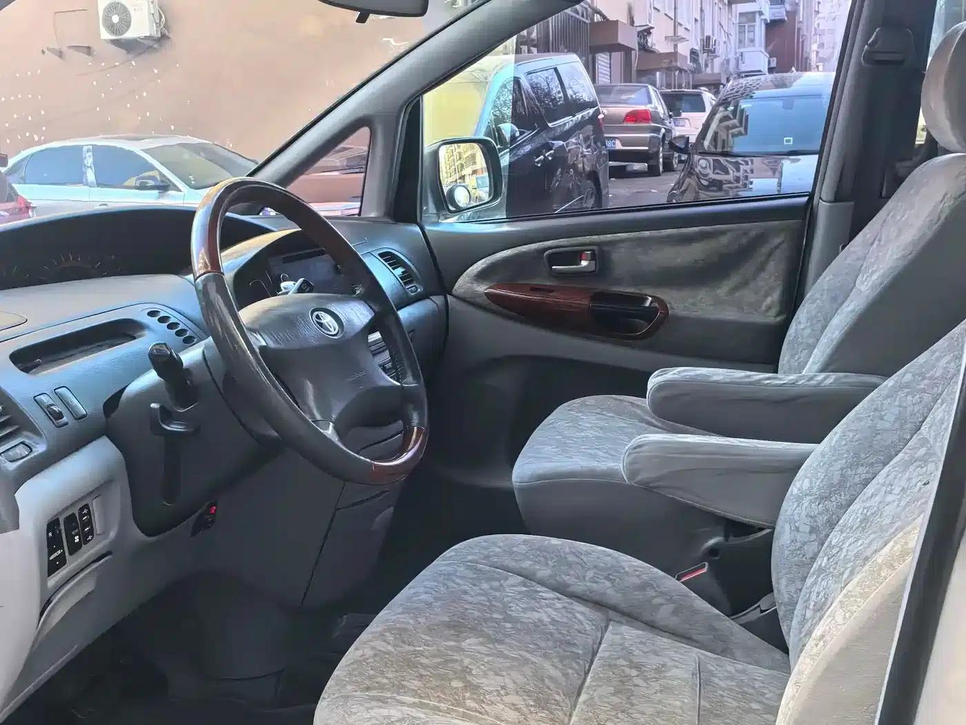2003 Previa 2.4L Automatic DX — миниатюра 7