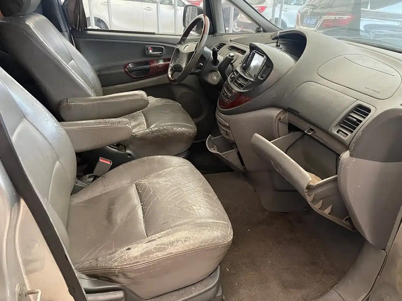 2002 Previa 2.4L Automatic DX — миниатюра 4