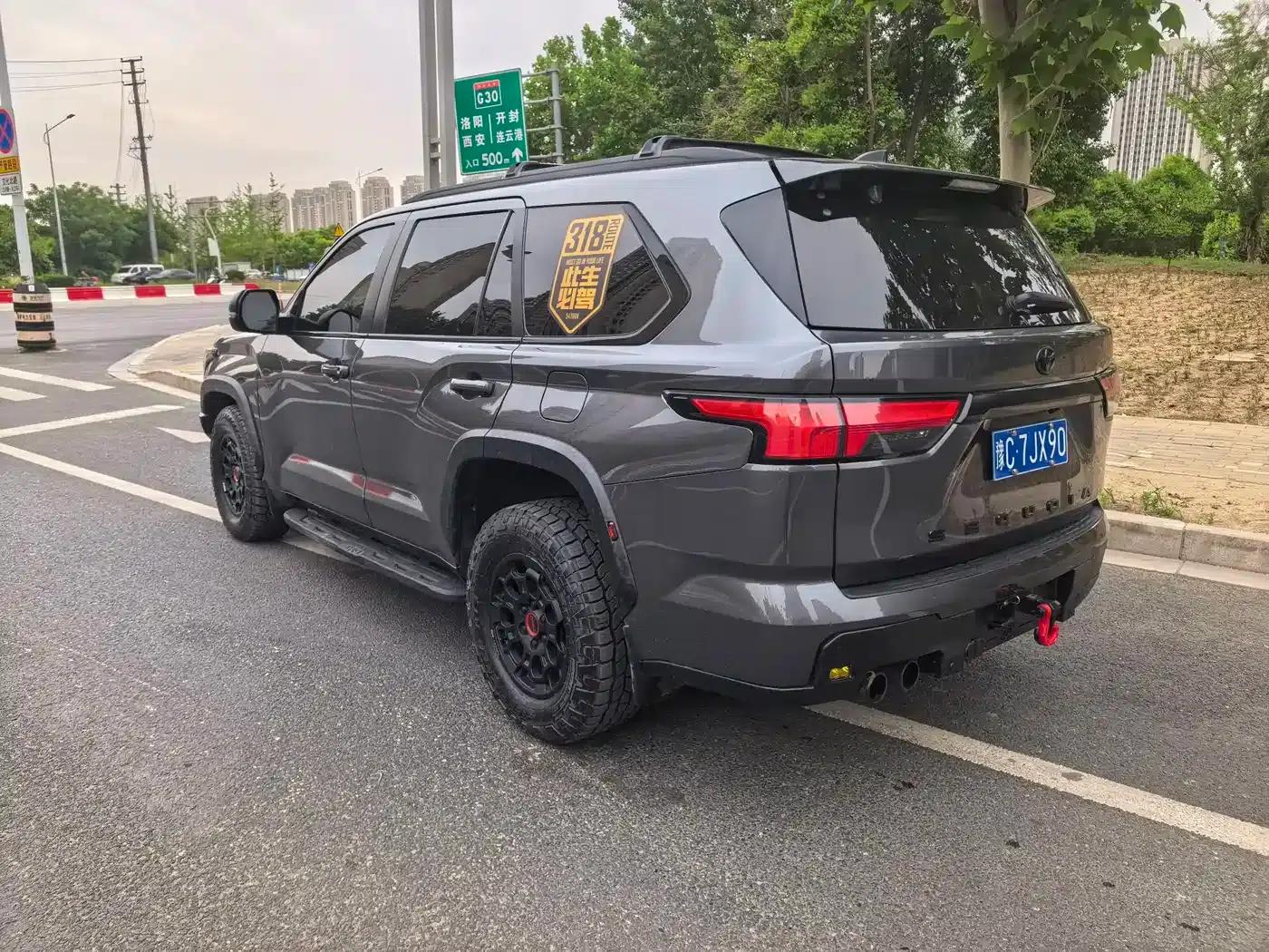 2024 Sequoia 4.7L Automatic — миниатюра 6