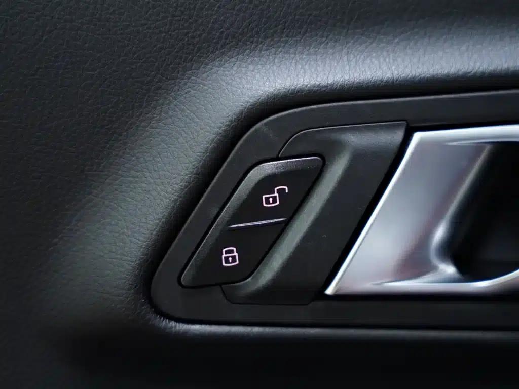 2021 SUPRA GR 3.0T Standard Model — миниатюра 37