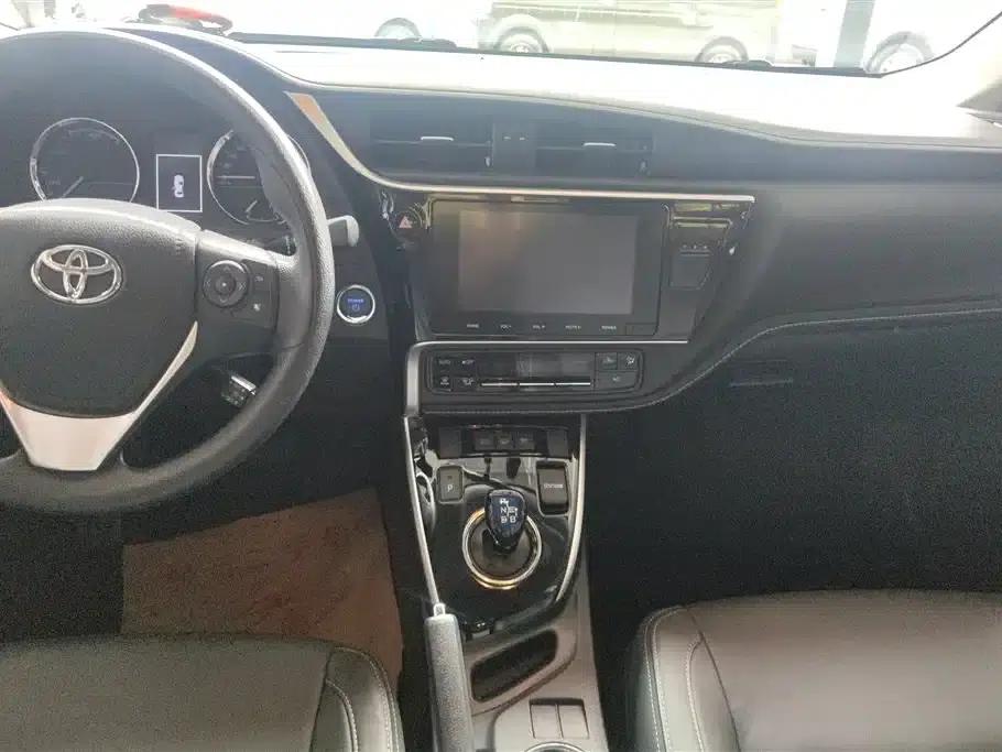 Corolla Hybrid E+ 2020 1.8L E-CVT Comfort Edition — миниатюра 13