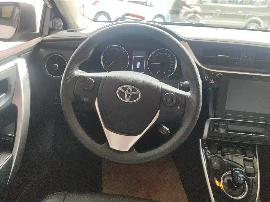Corolla Hybrid E+ 2020 1.8L E-CVT Comfort Edition — миниатюра 15