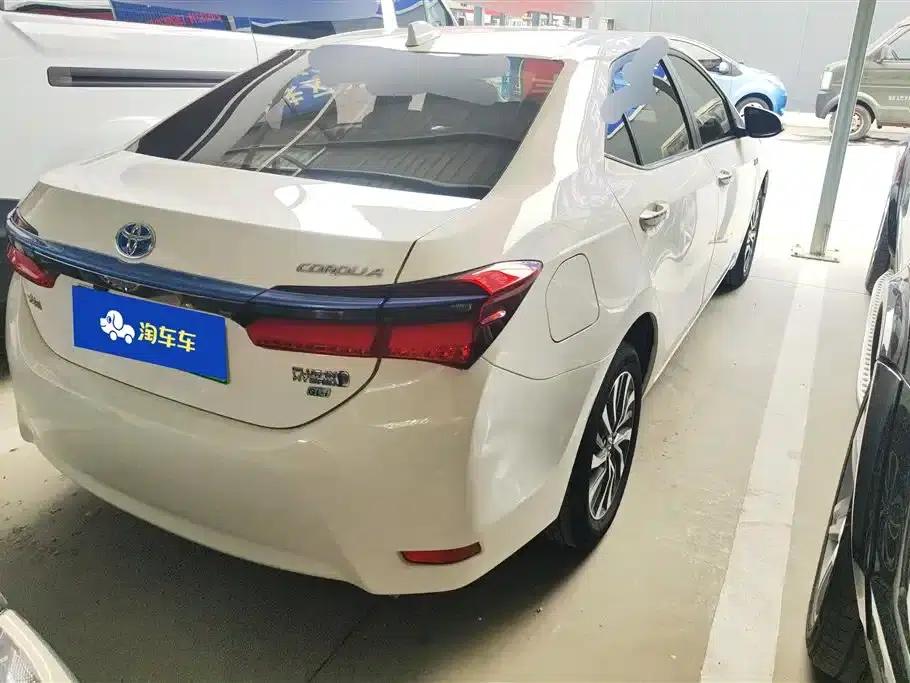 Corolla Hybrid E+ 2020 1.8L E-CVT Comfort Edition — миниатюра 3