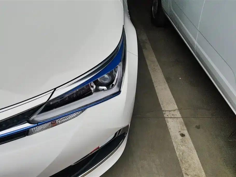 Corolla Hybrid E+ 2020 1.8L E-CVT Comfort Edition — миниатюра 5