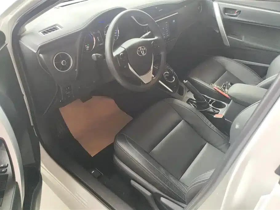 Corolla Hybrid E+ 2020 1.8L E-CVT Comfort Edition — миниатюра 9
