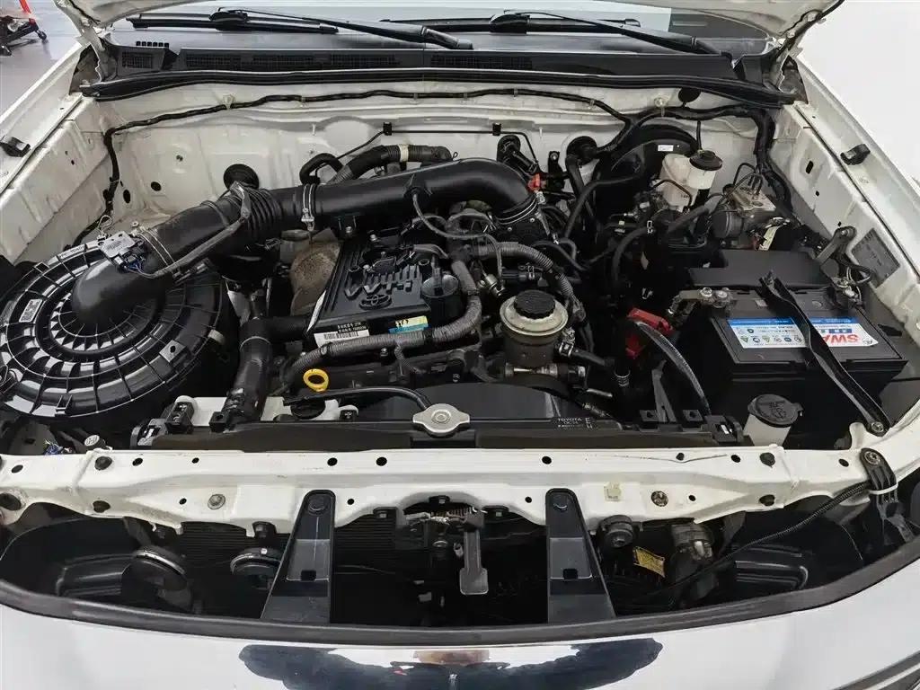 Fortuner 2014 2.7L Automatic — миниатюра 7