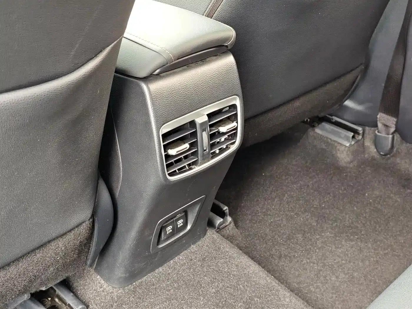 2021 Geely Lingshang 2.0L Luxury Edition — миниатюра 28