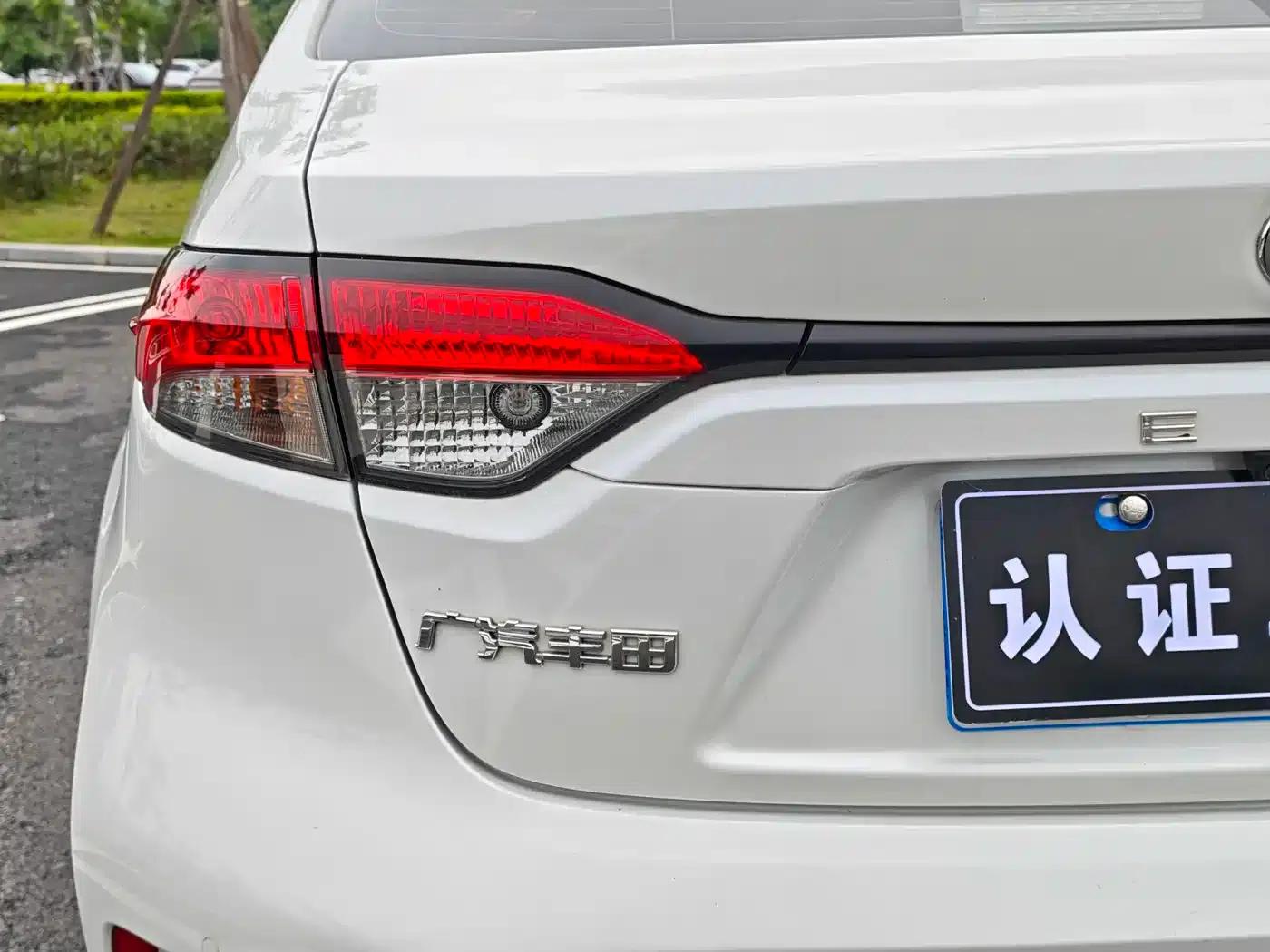 2021 Geely Lingshang 2.0L Luxury Edition — миниатюра 31