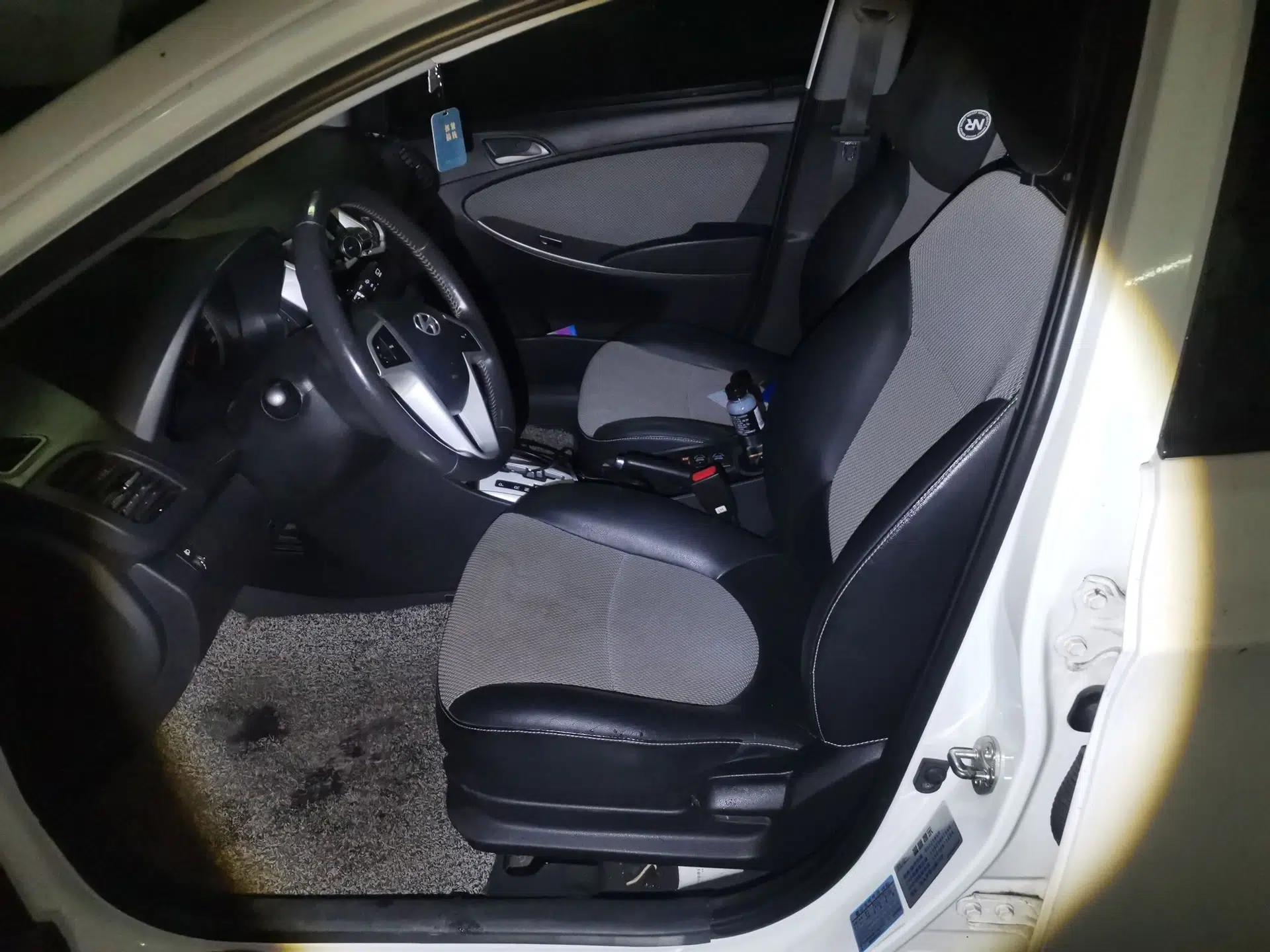 Hyundai Verna Ray 2014 1.4L Automatic GLX — миниатюра 16