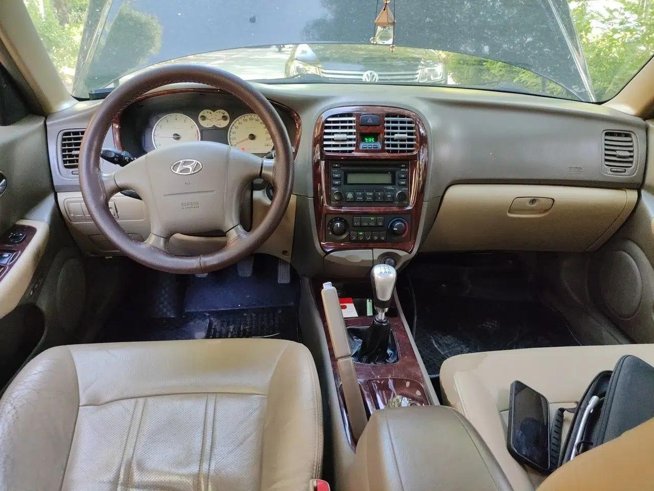 Hyundai MoInca 2009 1.8L Manual Luxury Edition GL — миниатюра 10