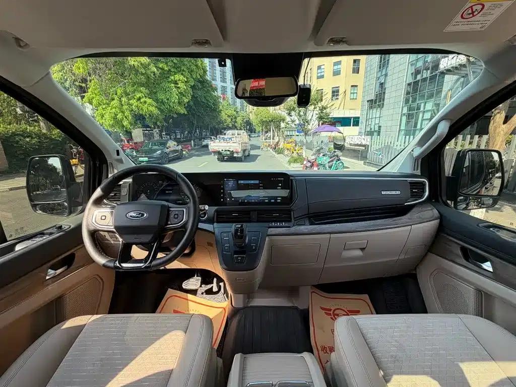 Tourneo 2023 2.0T Automatic Luxury Edition — миниатюра 11